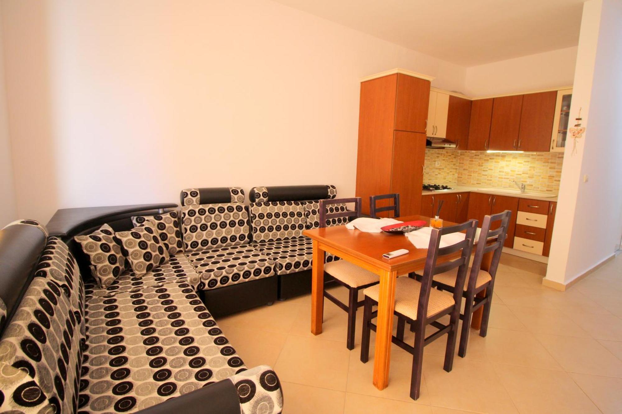 July Seaview Apartments Sarandë Esterno foto