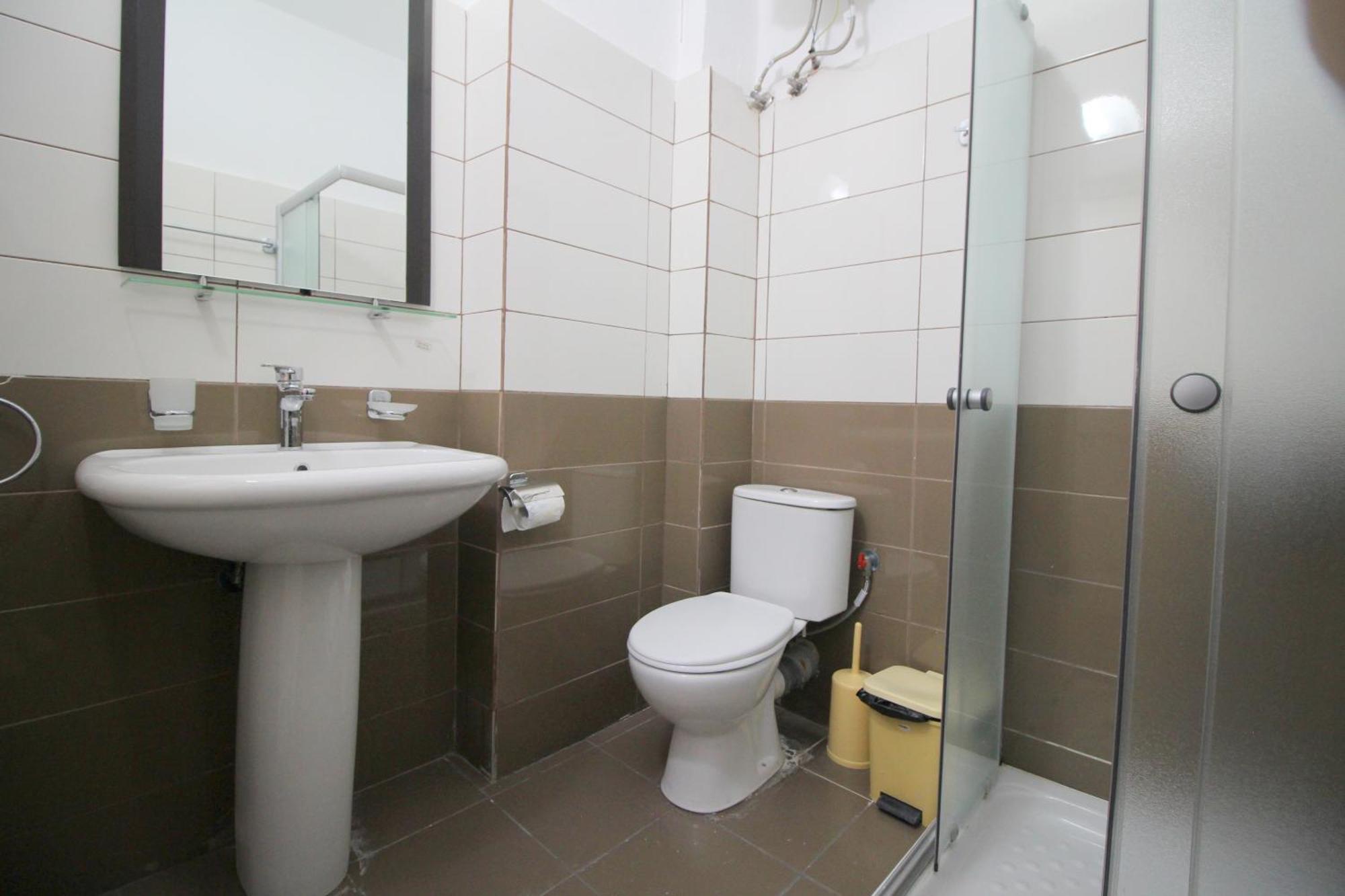 July Seaview Apartments Sarandë Esterno foto